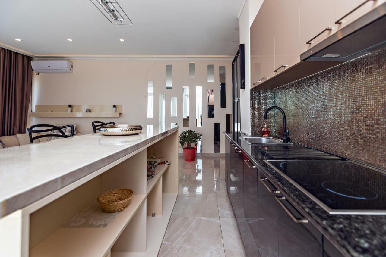 Apartment Magnolia Rustaveli 62 Batumi Exterior foto