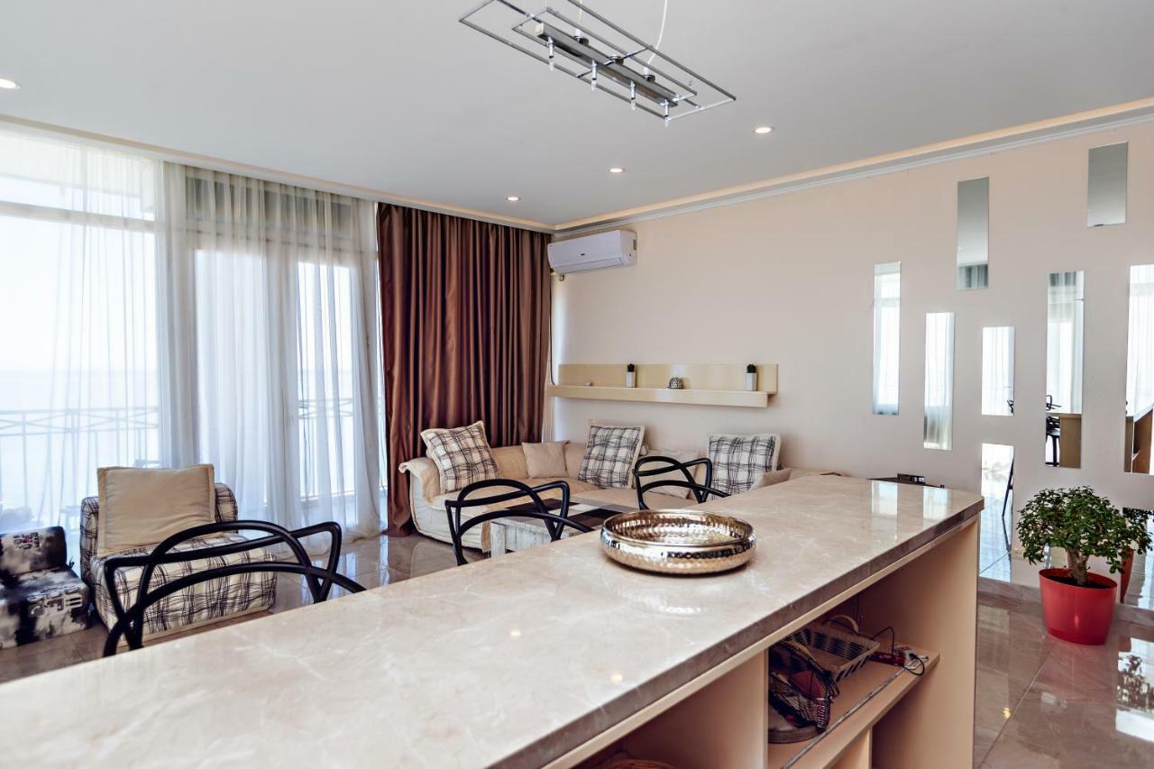 Apartment Magnolia Rustaveli 62 Batumi Exterior foto
