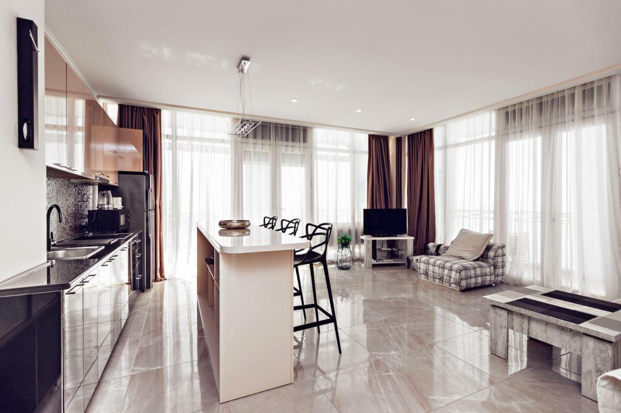 Apartment Magnolia Rustaveli 62 Batumi Exterior foto